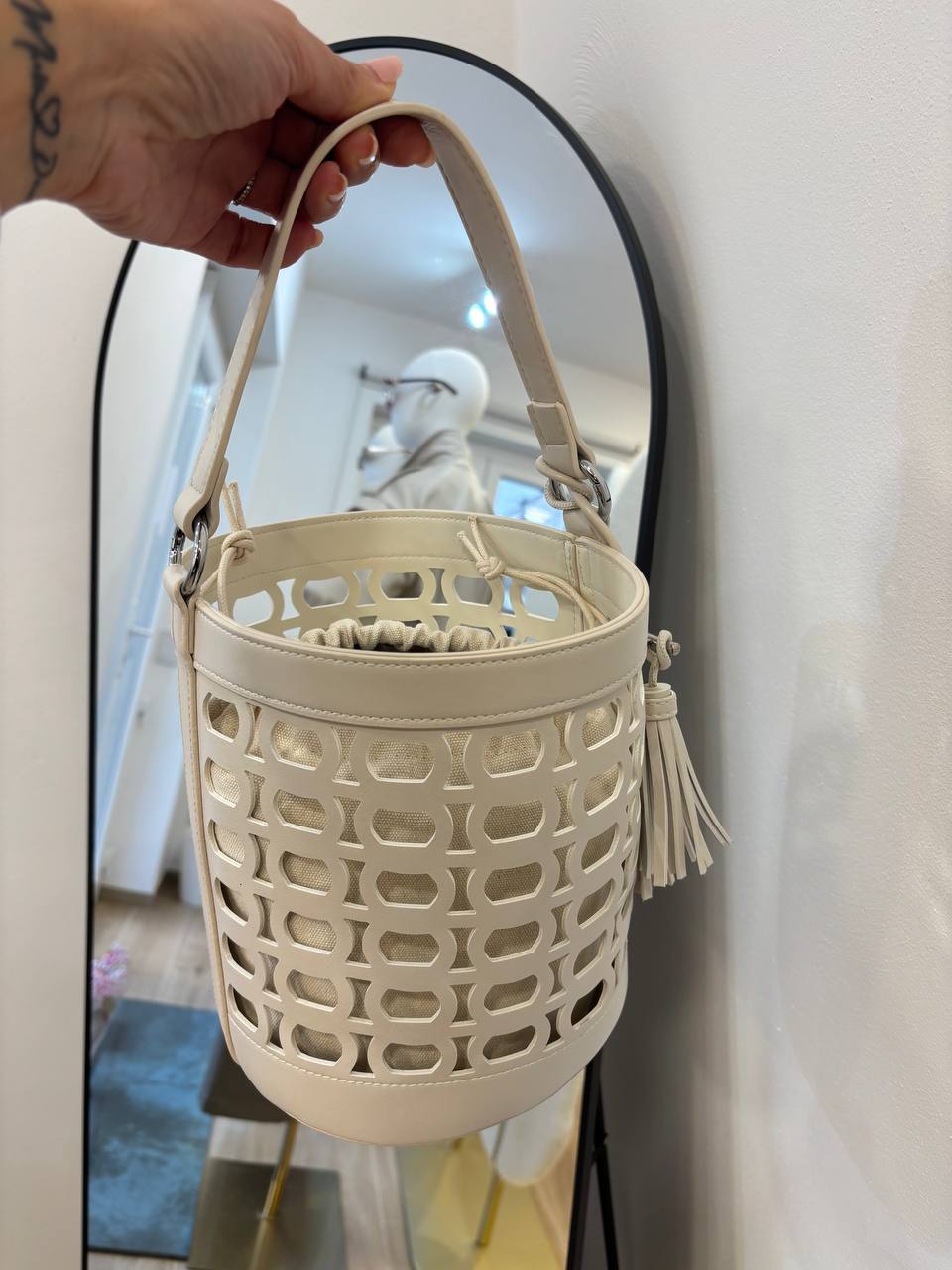 Borsa bucket traforata