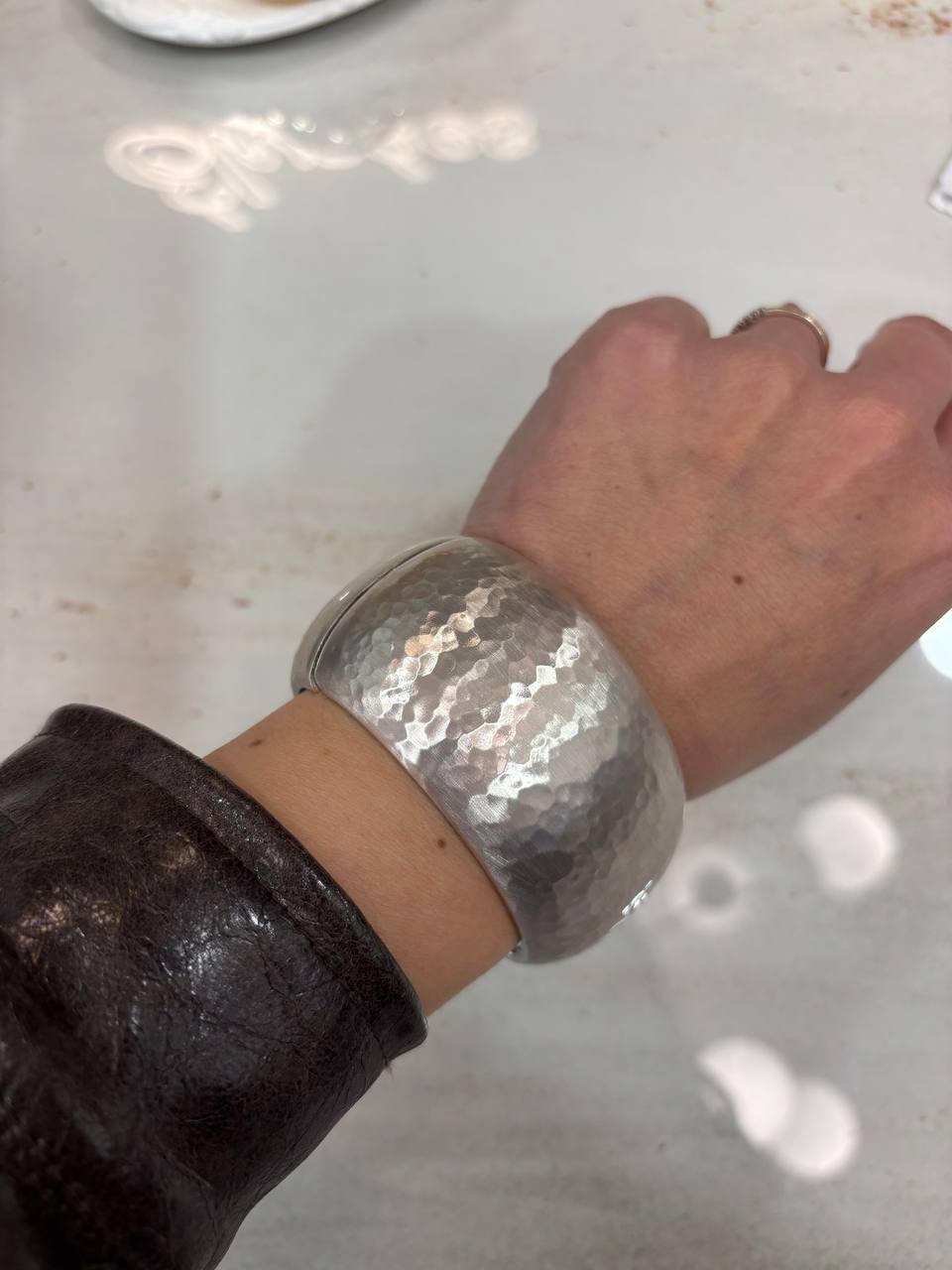 Bracciale fascia larga
