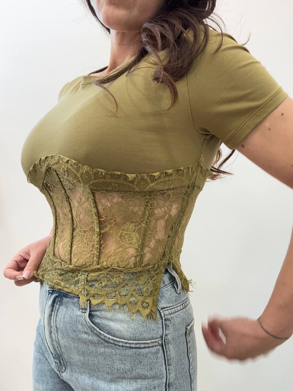 T shirt combinata corsetto pizzo