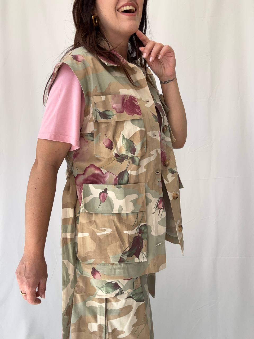 Gilet camouflage floreale