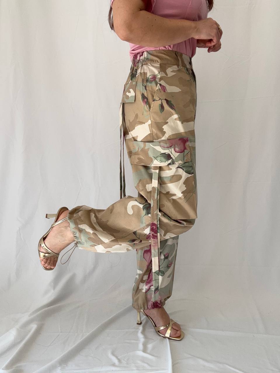 Cargo camouflage floreale